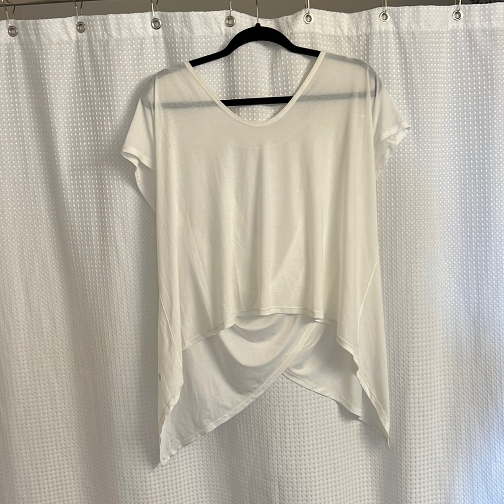 Lululemon flowy tee